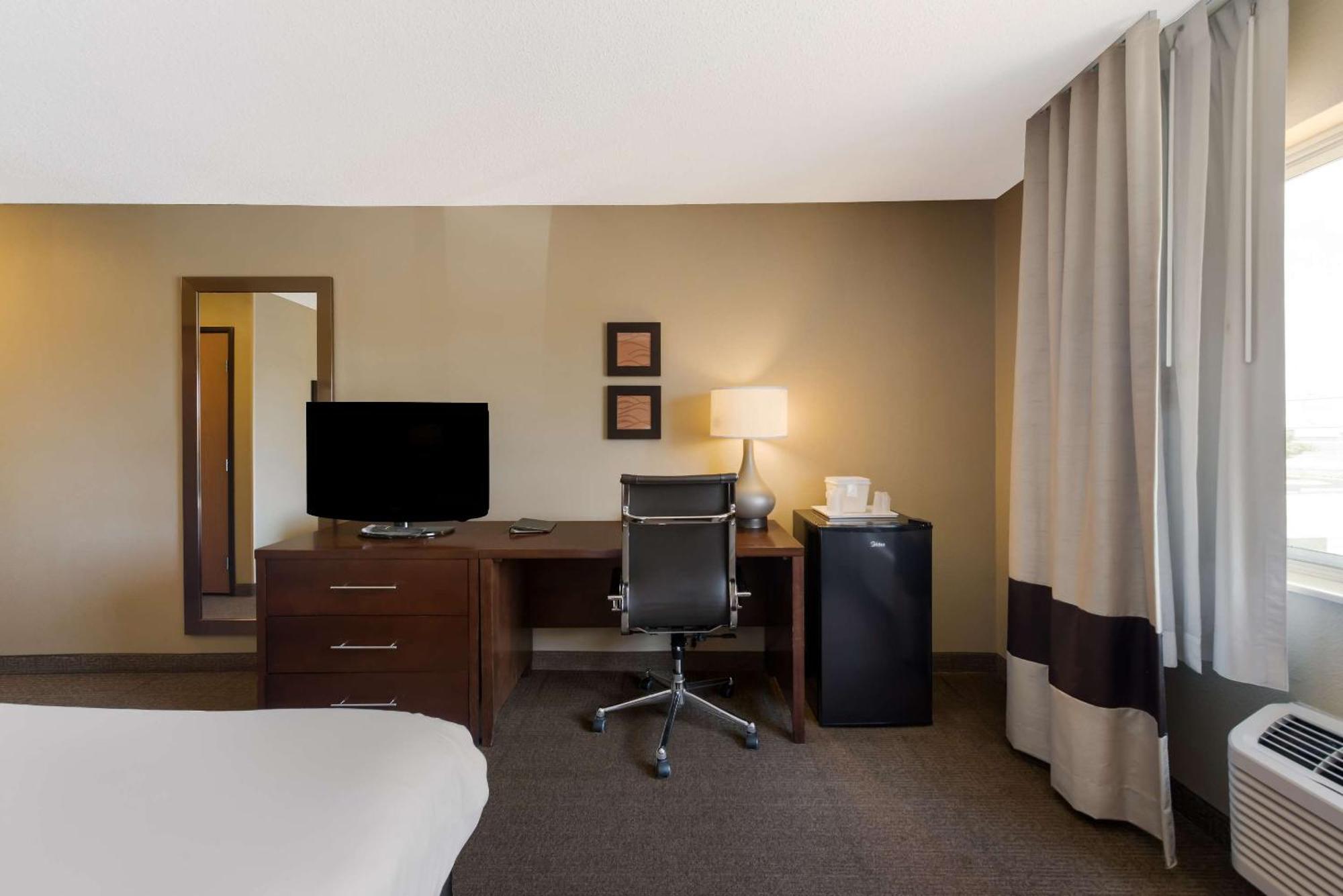 Comfort Inn East Wichita Exteriör bild