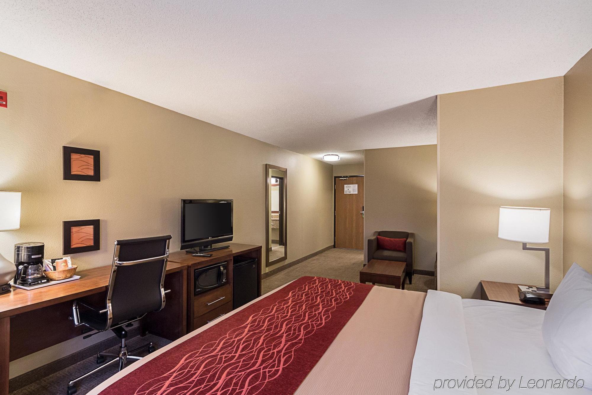 Comfort Inn East Wichita Exteriör bild